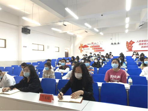 昭通卫生职业学院组织师生收听收看庆祝中国共产主义青年团成立100周年大会直播