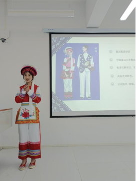 火红石榴籽  浓浓民族情——昭通卫生职业学院“中华民族一家亲 同心共筑中国梦”民族文化风采展示大赛顺利落幕